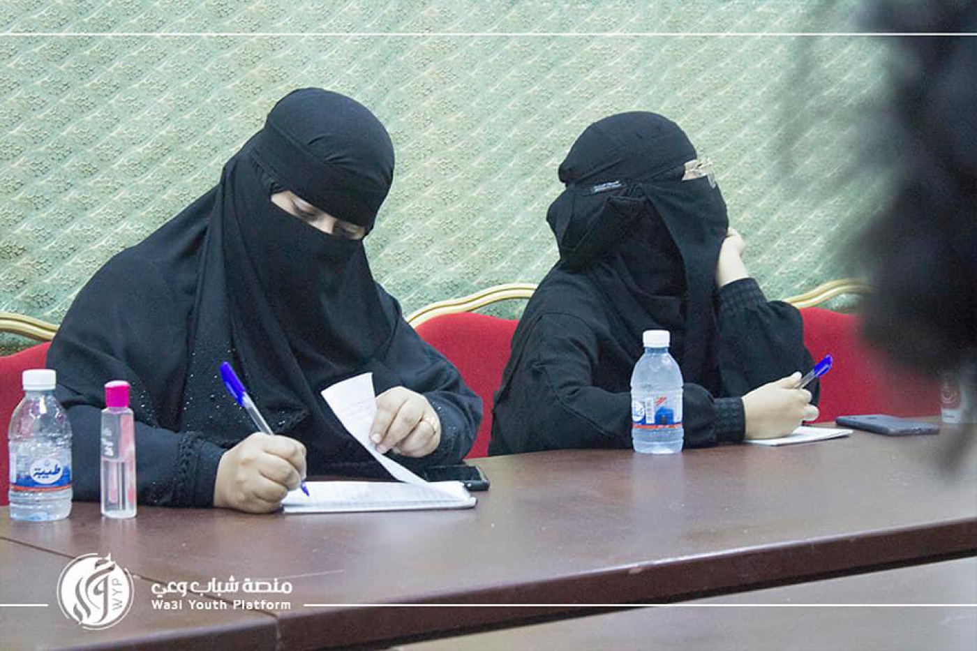 القروض والمساعدات الخارجية واثرها علي التنمية الاقتصادية في الجمهورية اليمنية خلال الفترة (2001-2010) دراسة تحليلية